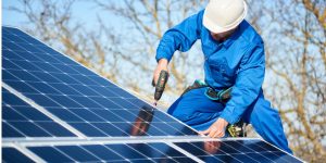 Installation Maintenance Panneaux Solaires Photovoltaïques à Aston
